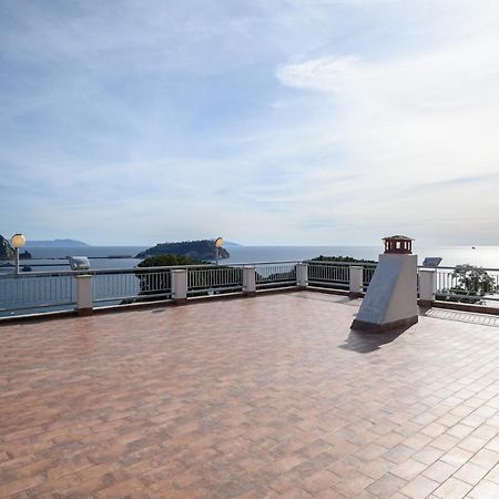 Villa Emilia Pozzuoli Bagian luar foto