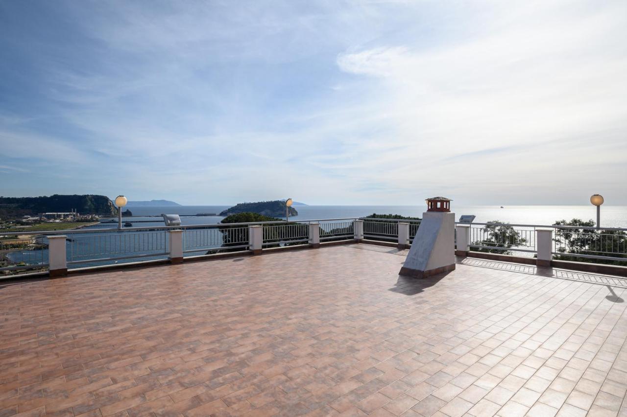 Villa Emilia Pozzuoli Bagian luar foto