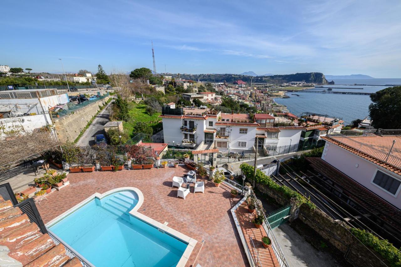 Villa Emilia Pozzuoli Bagian luar foto