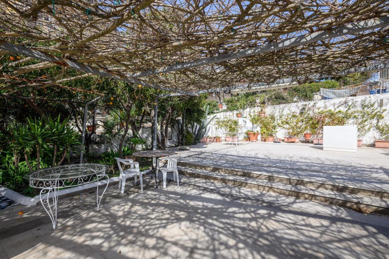 Villa Emilia Pozzuoli Bagian luar foto
