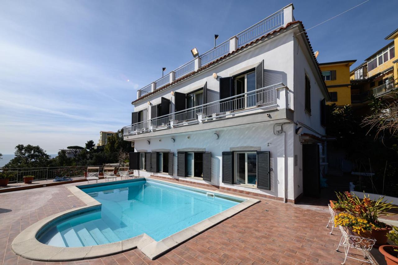 Villa Emilia Pozzuoli Bagian luar foto