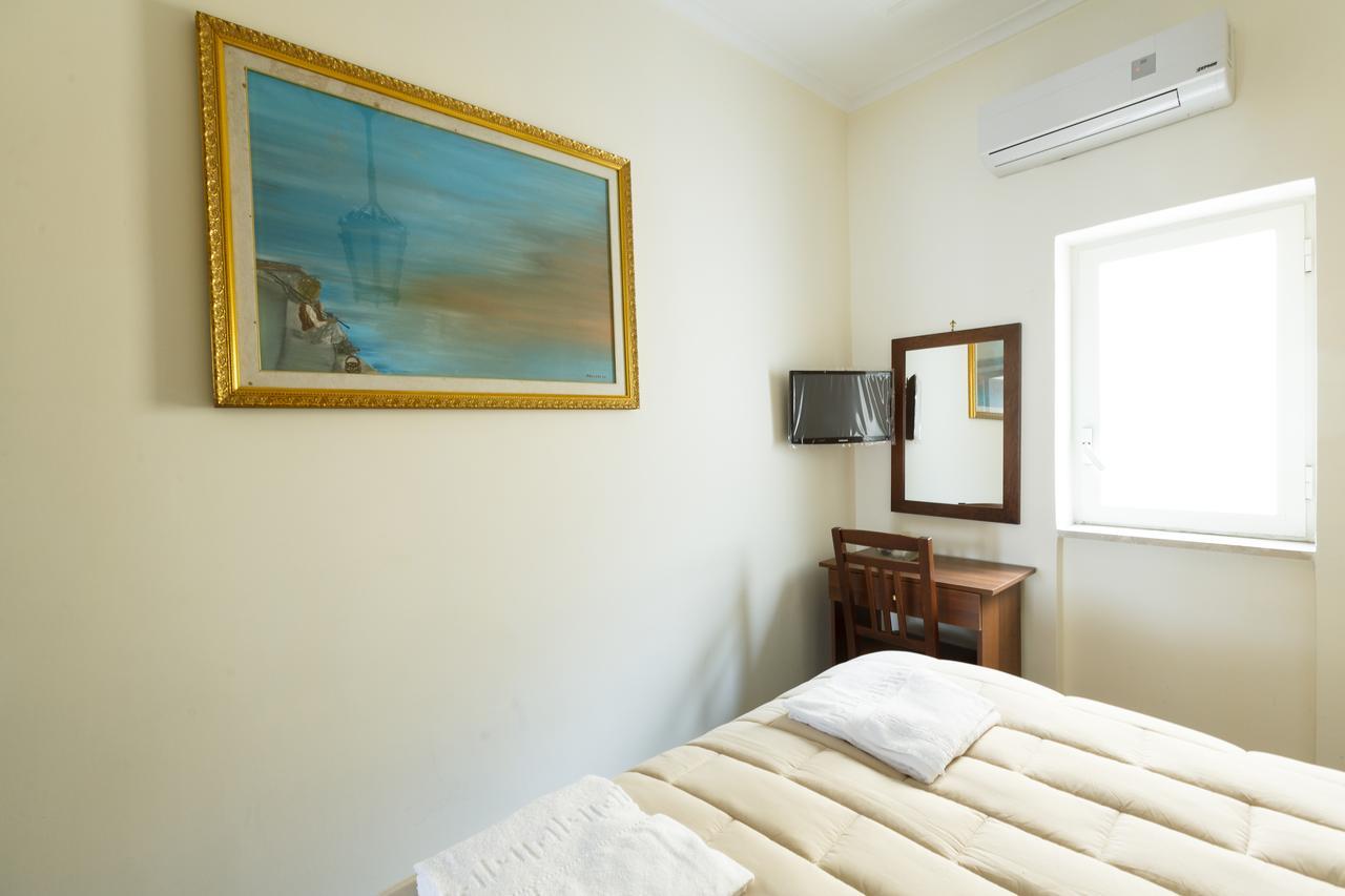 Villa Emilia Pozzuoli Bagian luar foto