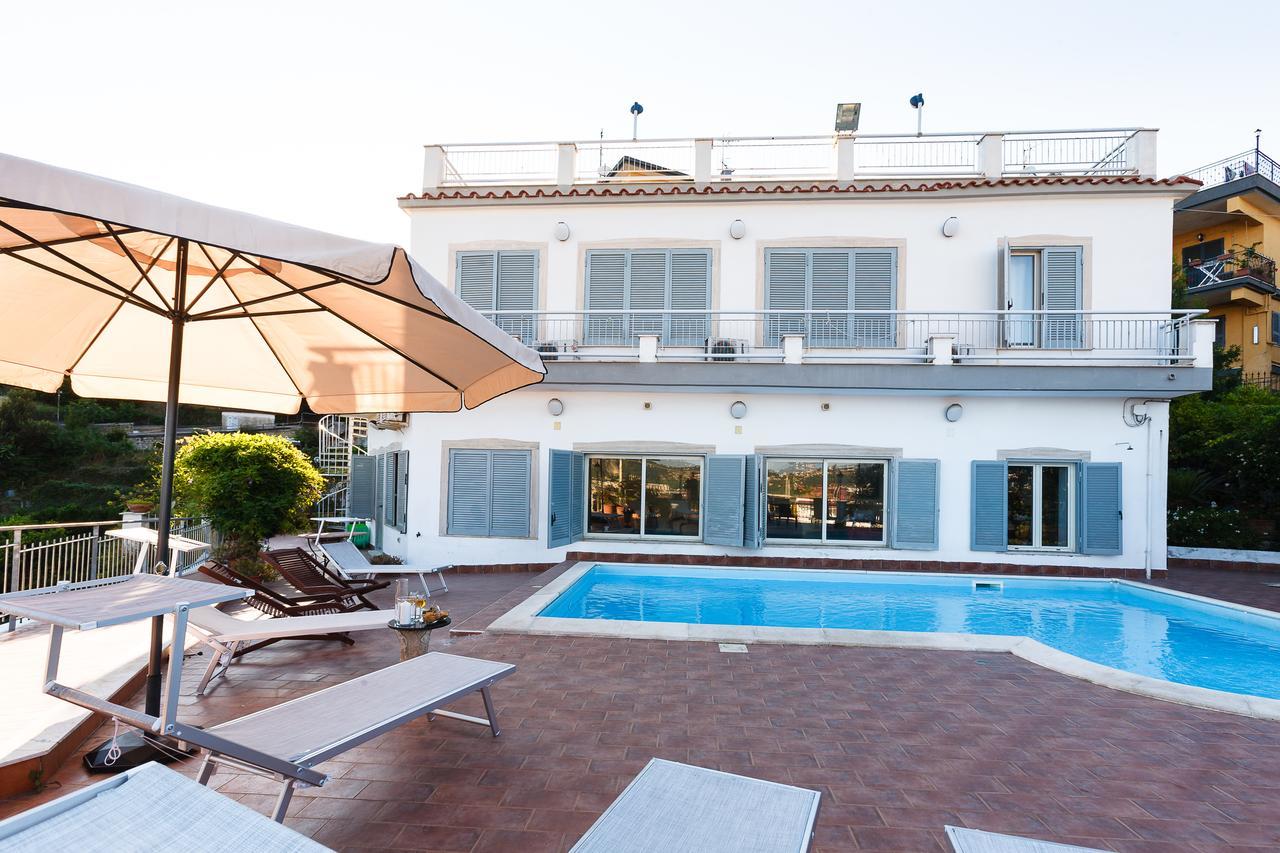 Villa Emilia Pozzuoli Bagian luar foto
