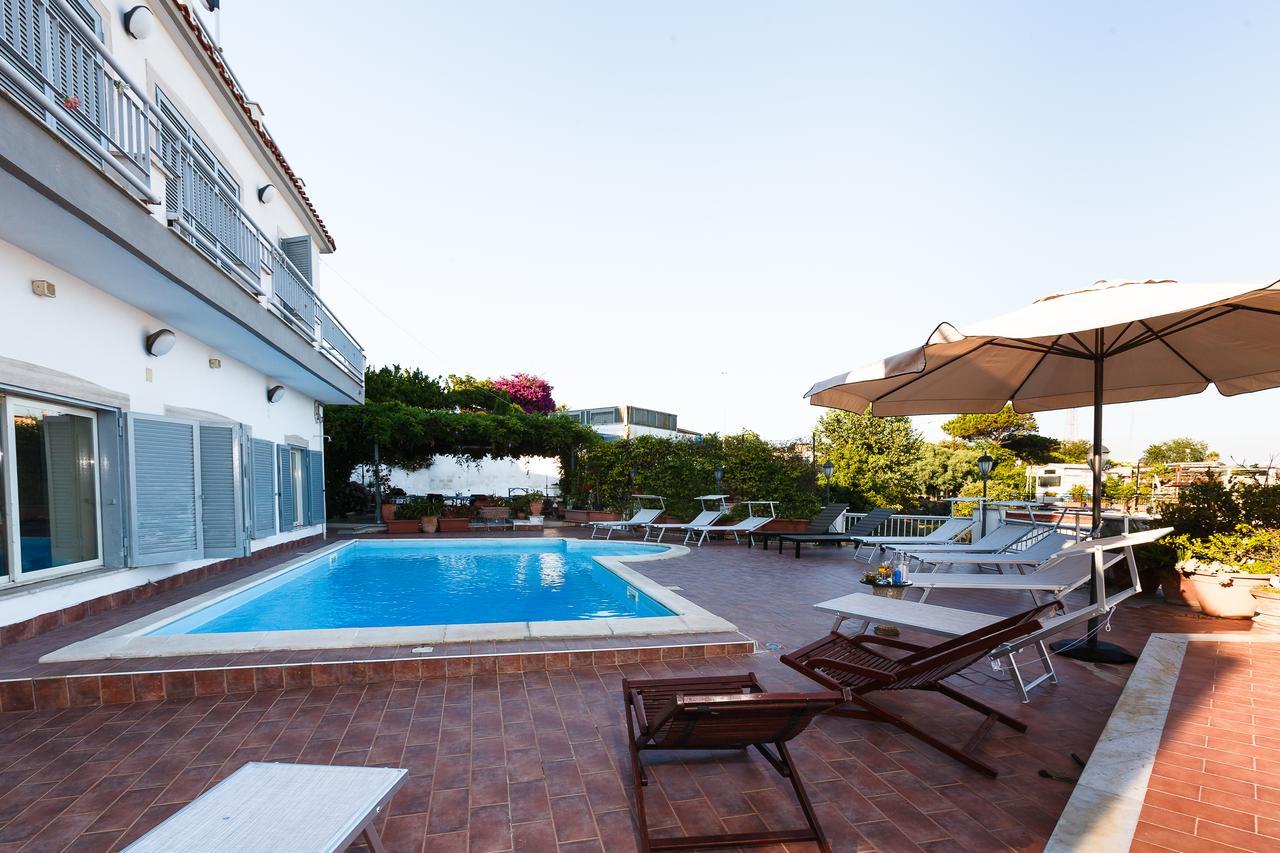 Villa Emilia Pozzuoli Bagian luar foto